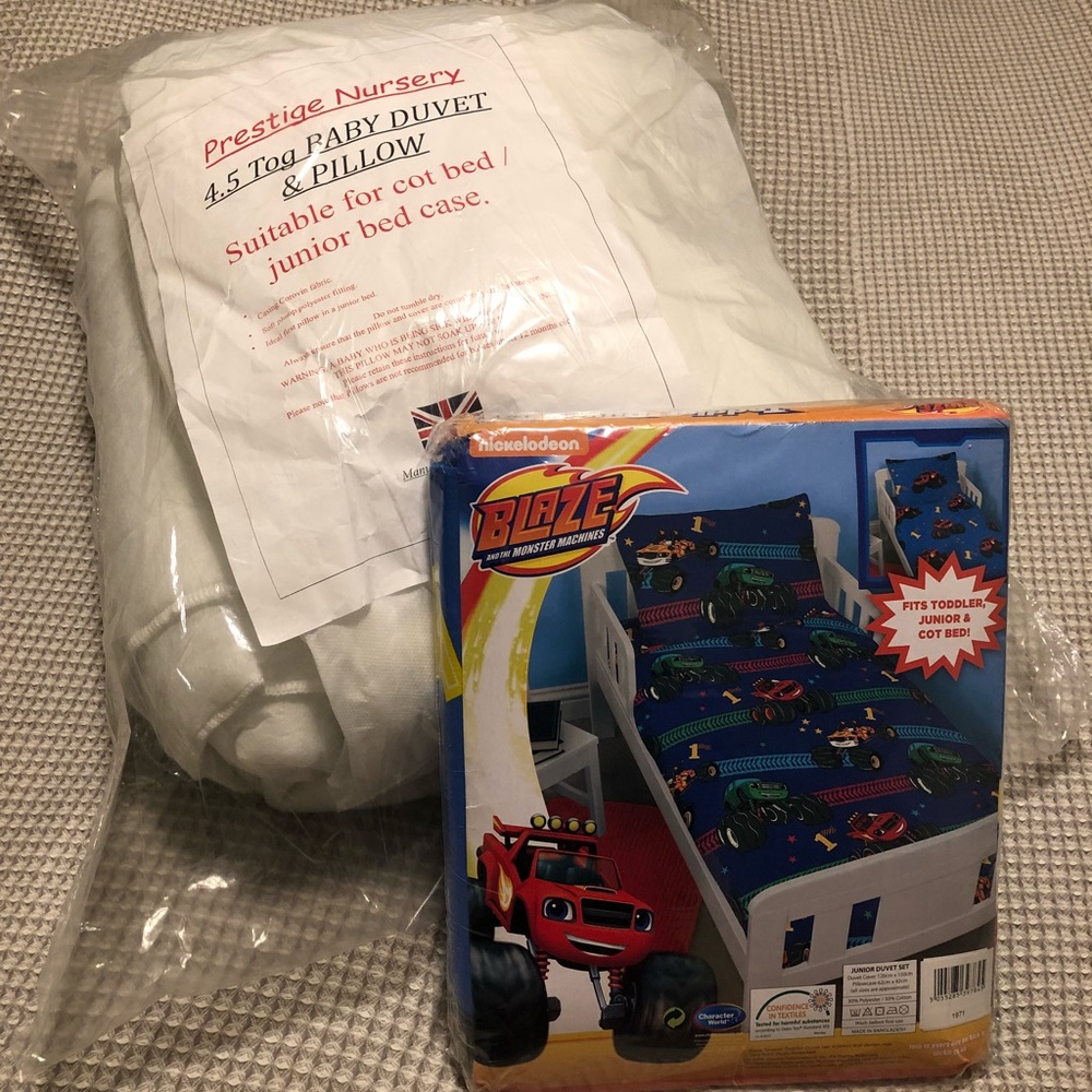 Blaze duvet, pillow case, comforter & pillow